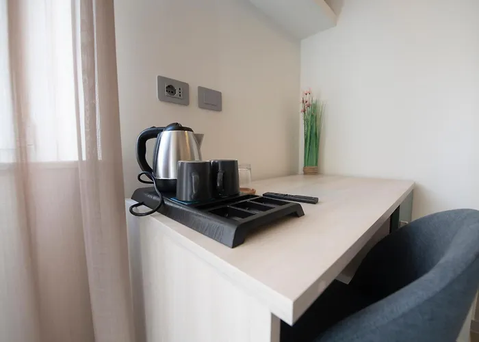 Séjour chez l'habitant 242 - Est - Sara Chiavari, 200metri Dal Mare *